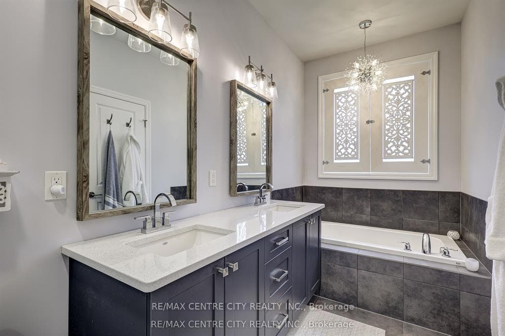 41 Honey Bend photo 29