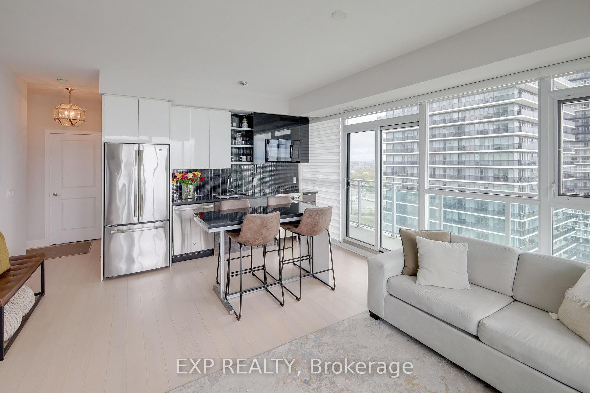 33 Shore Breeze Drive Unit 3109 photo 3