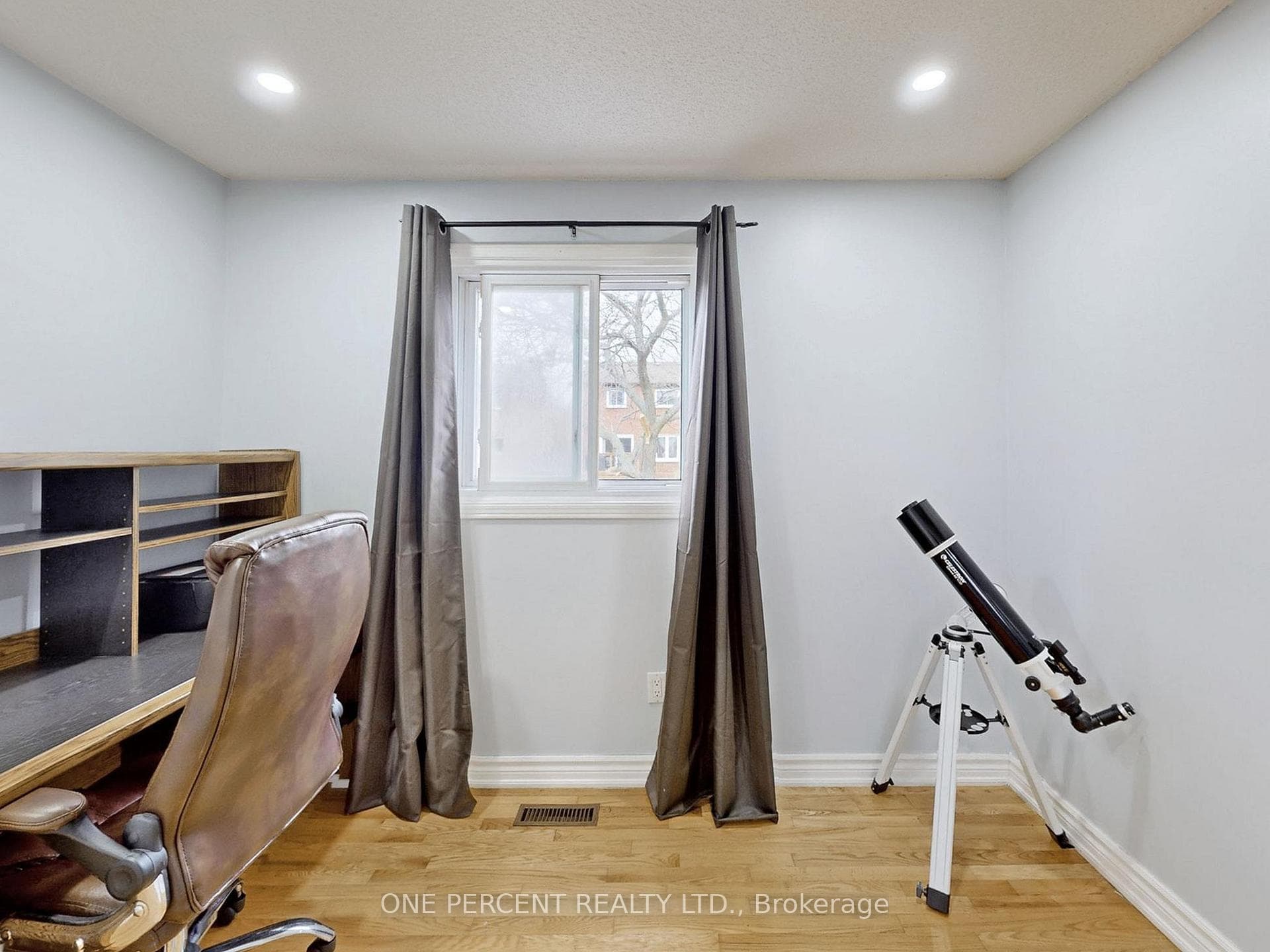 32 Fernbank Place photo 19