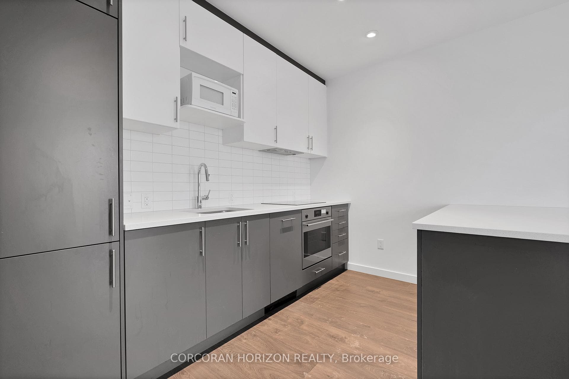 181 King Street Unit 1211 photo 17