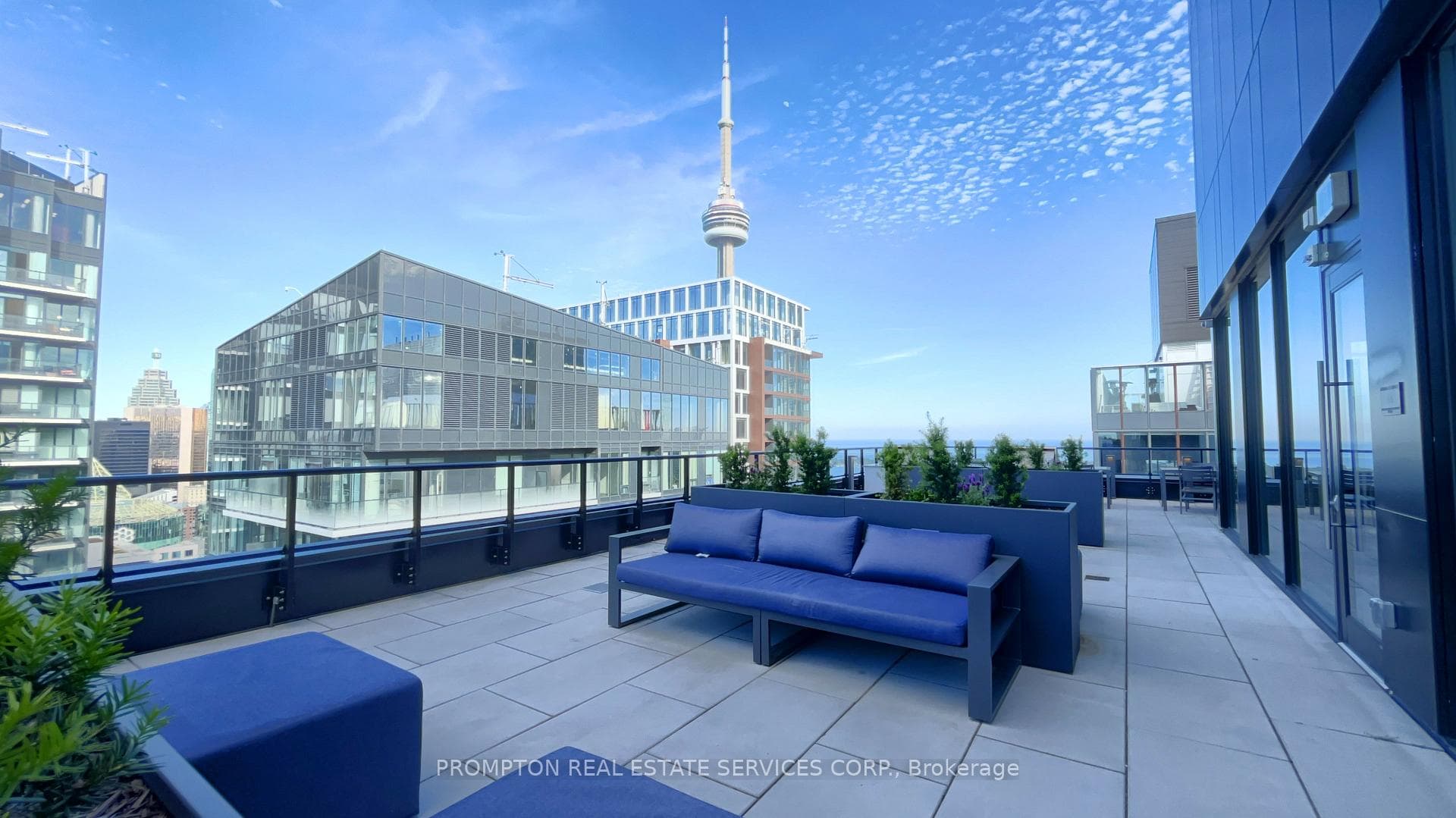 Rooftop Amenities