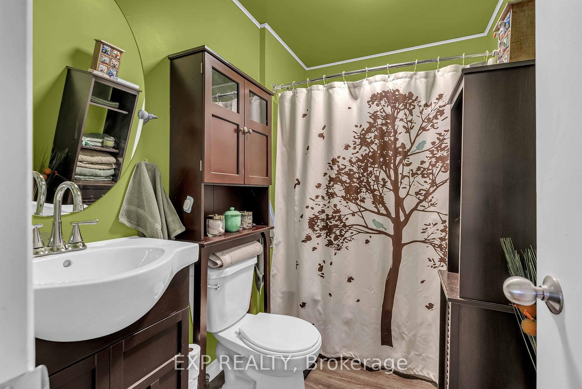 1060 Abbot Street photo 17