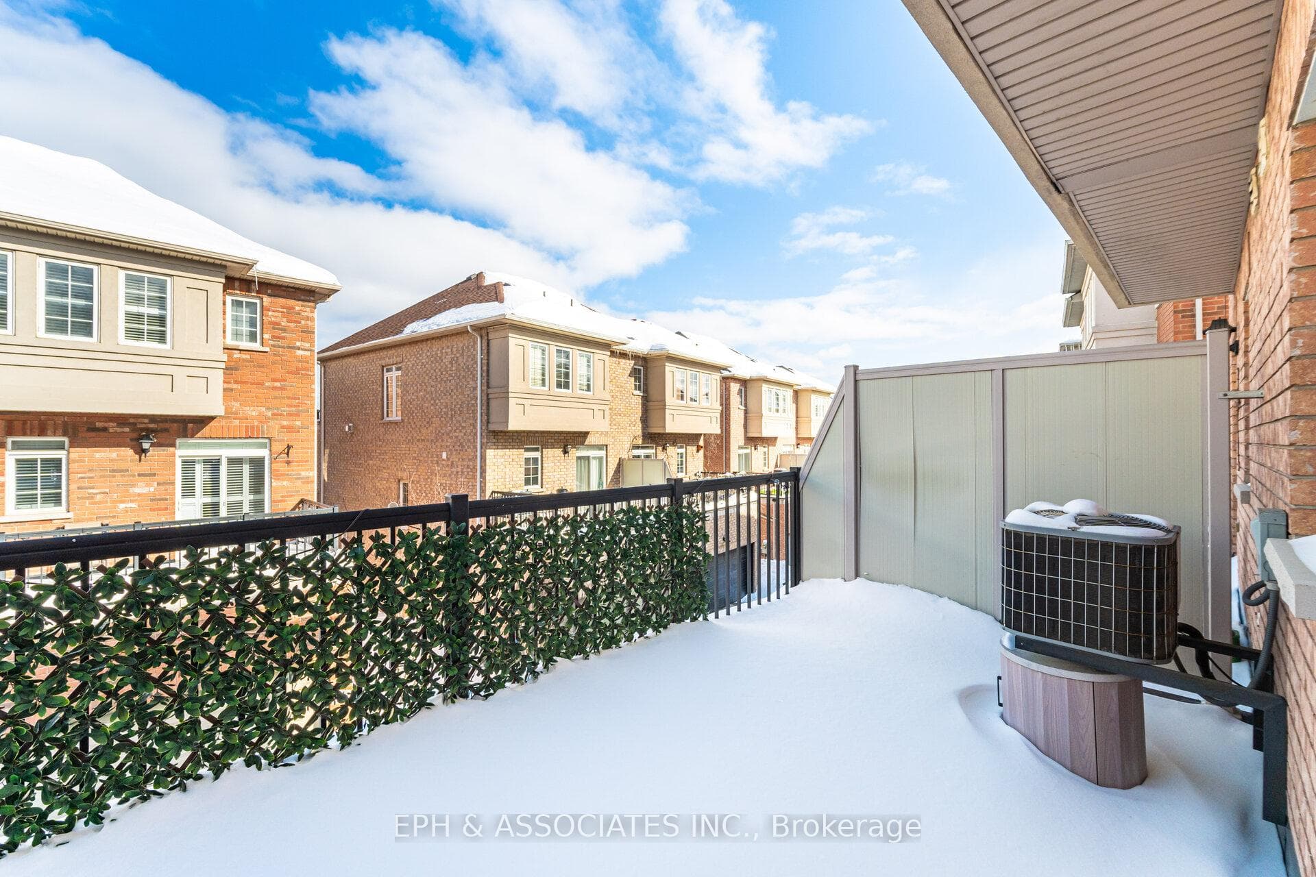 98 Ramage Lane photo 14