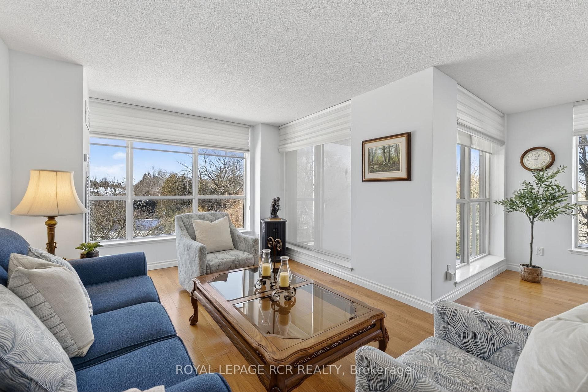 14924 Yonge Street Unit 213 photo 16