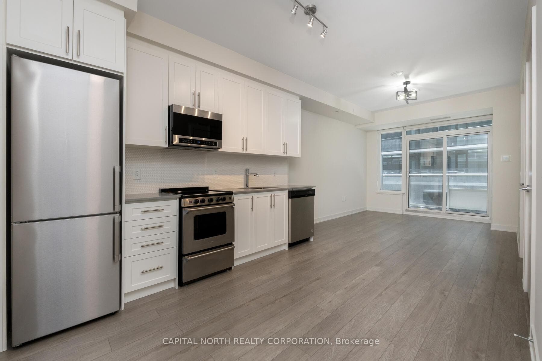 212 King William Street Unit 611 photo 6