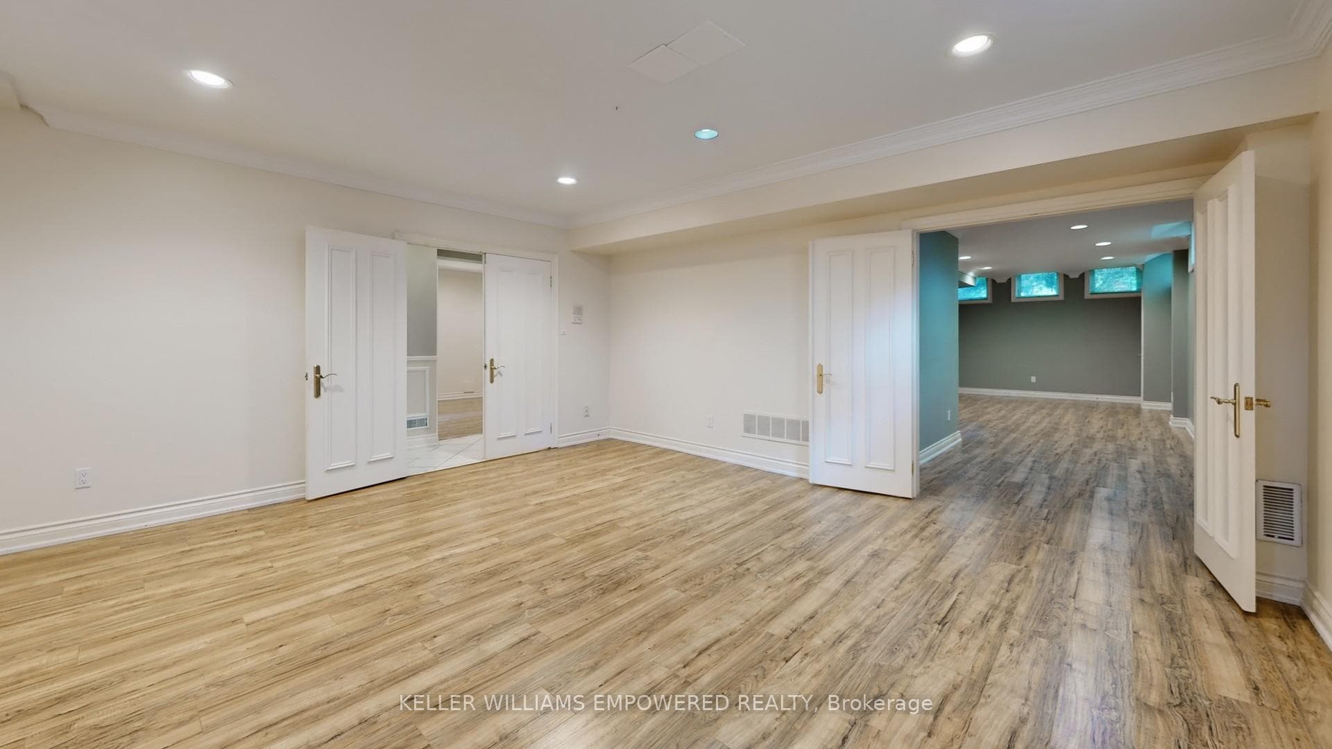 25 Glengrove Avenue photo 35