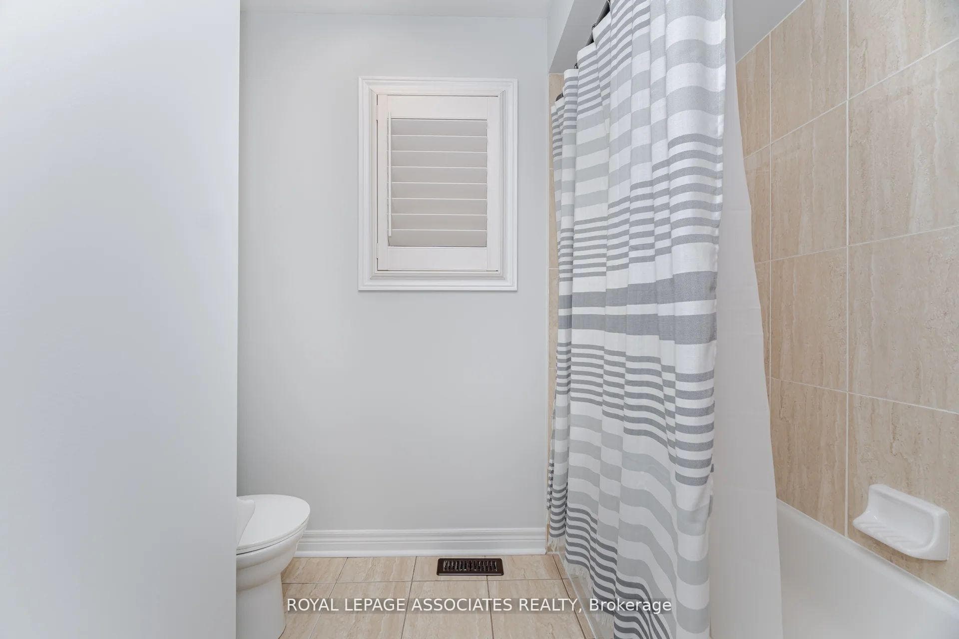 64 Atherton Avenue photo 35
