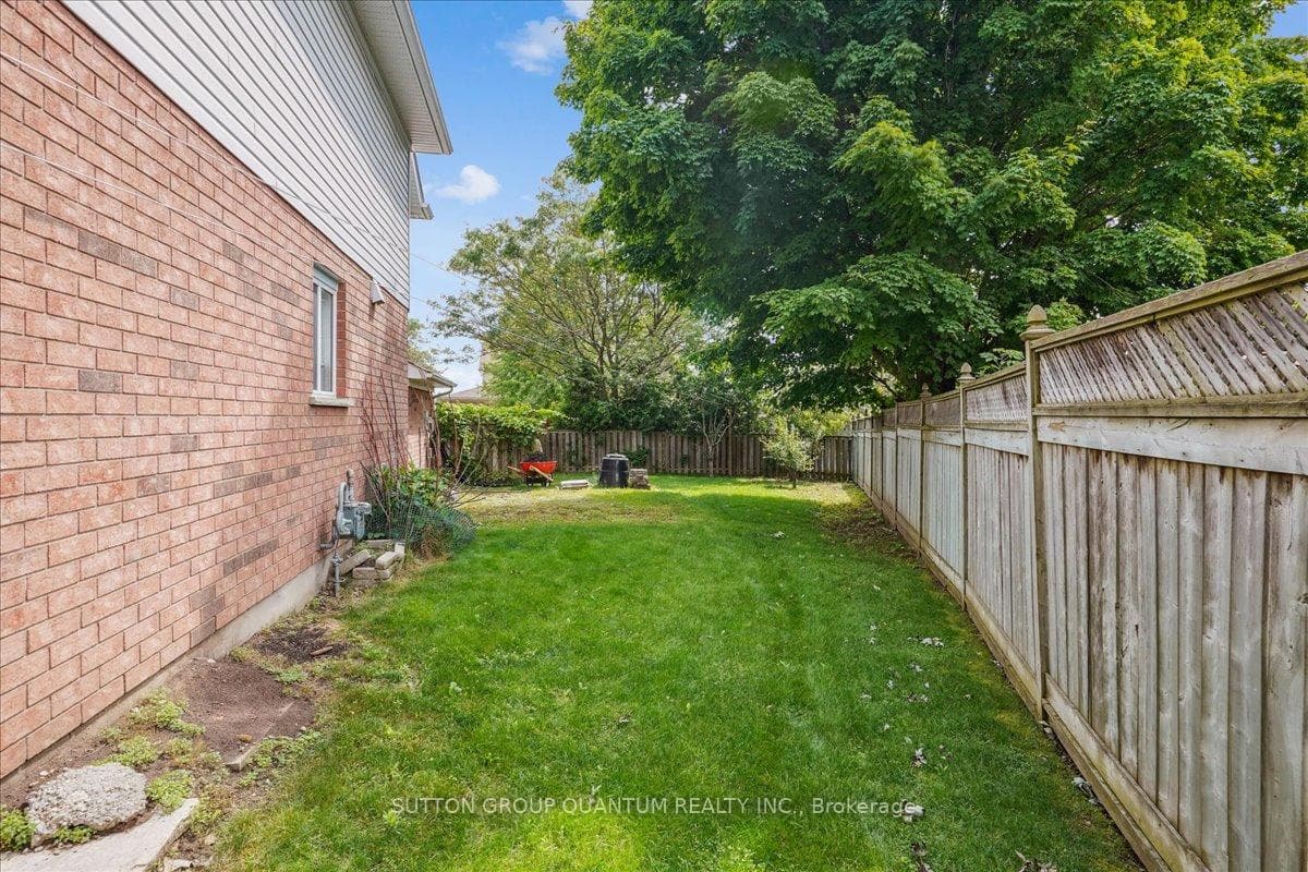 4 King William Court photo 33