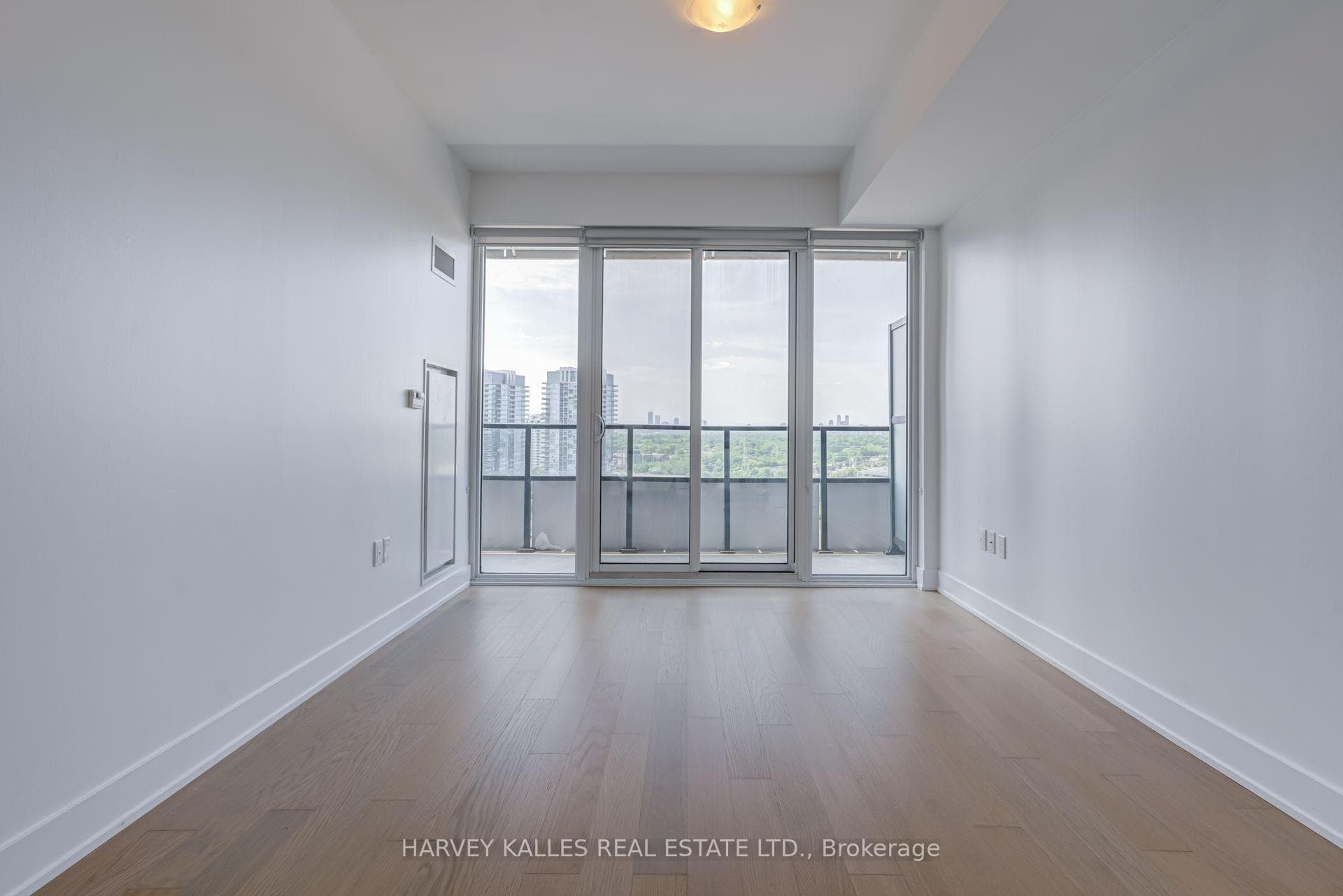 30 Shore Breeze Drive Unit 1822 photo 15