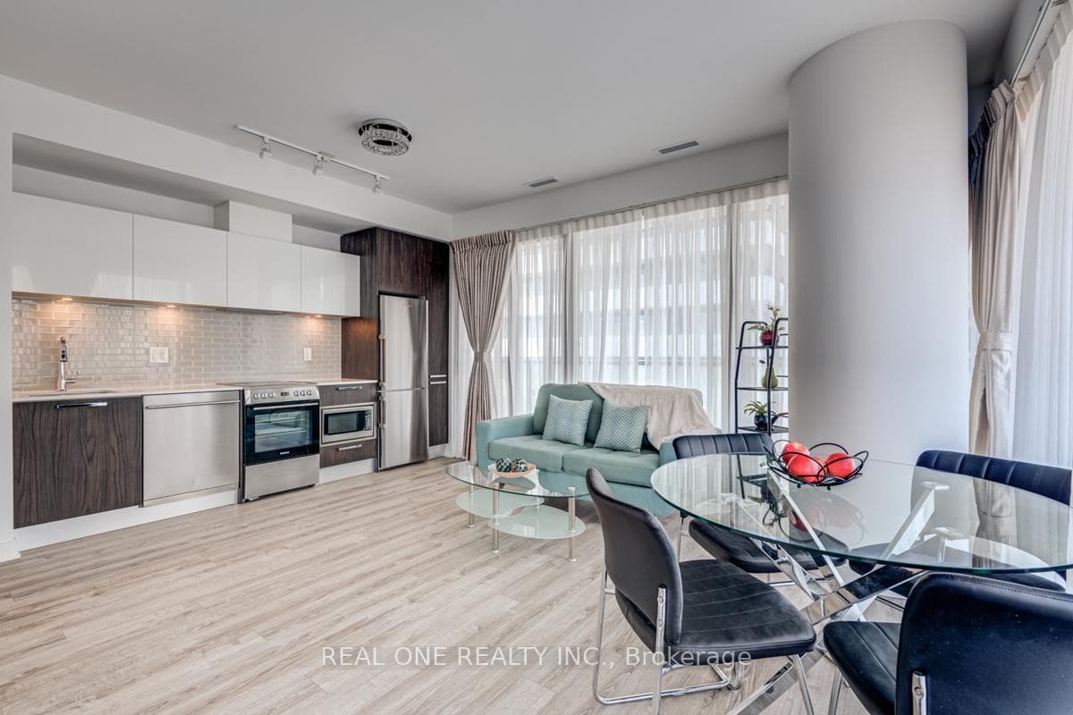 50 Charles Street Unit 1610 photo 4
