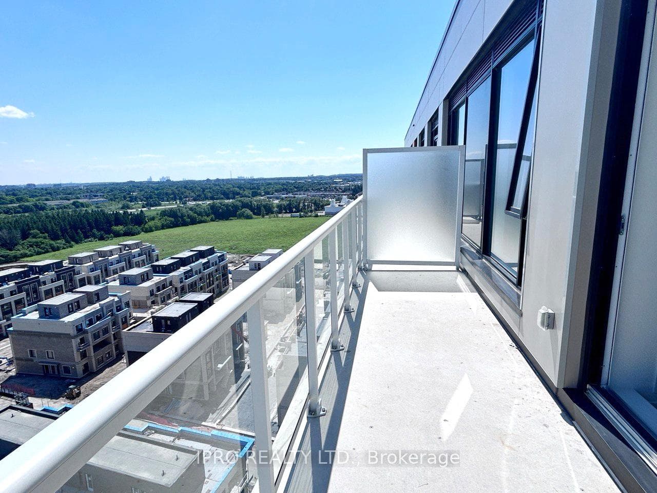 2 David Eyer Road Unit 1433 photo 2