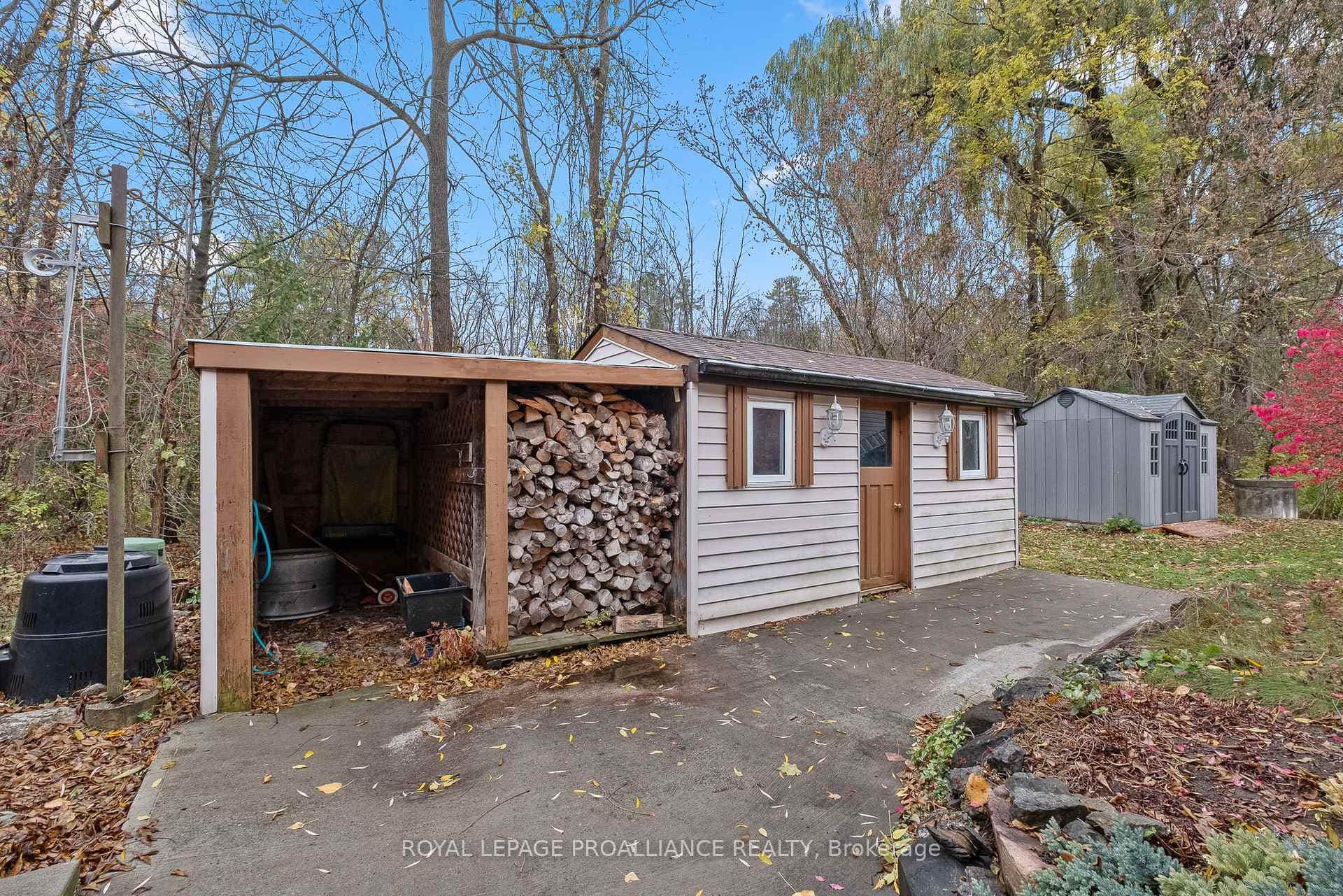 260 Drewery Street photo 43