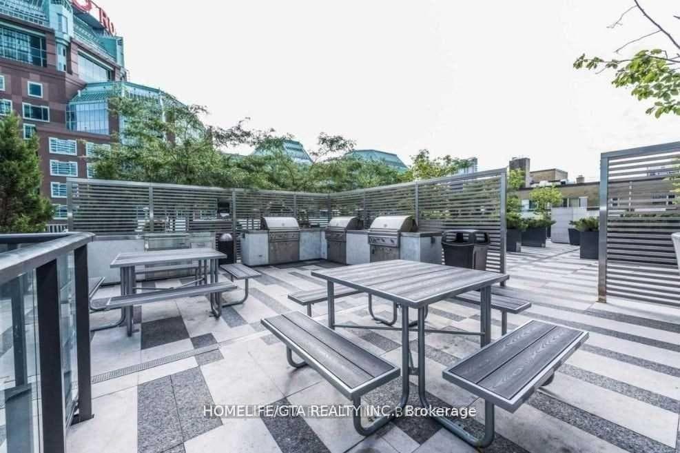 101 Charles Street Unit 2111 photo 26