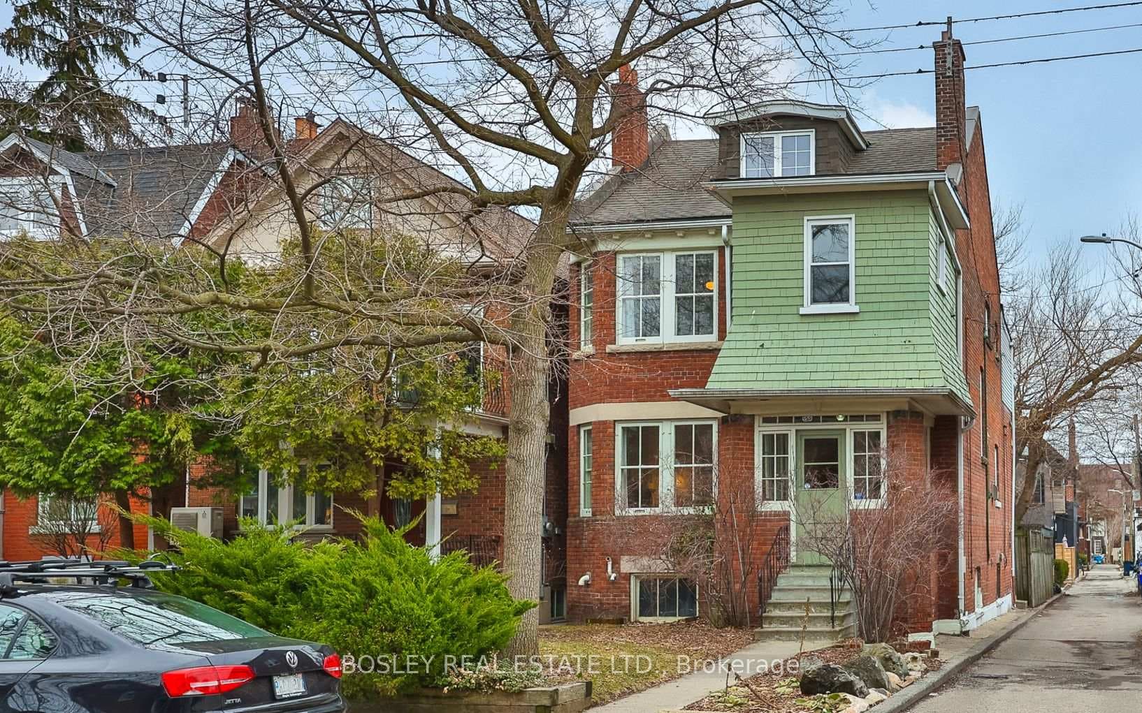 123 Grenadier Road photo 42