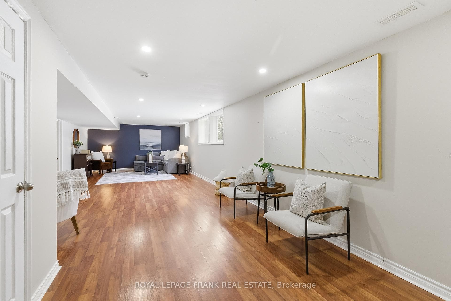 579 Queen Street photo 31