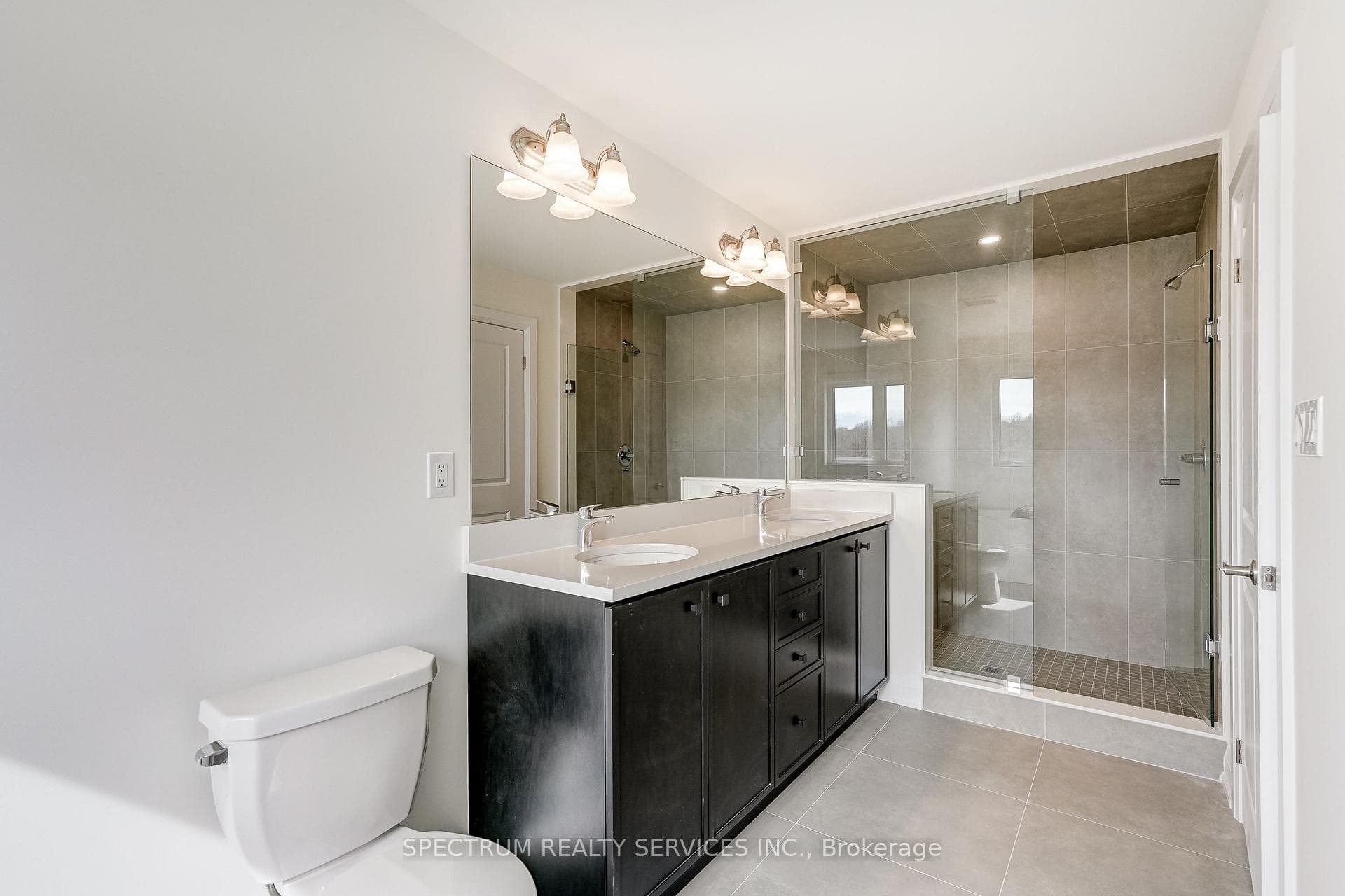 33 Dore Drive photo 39