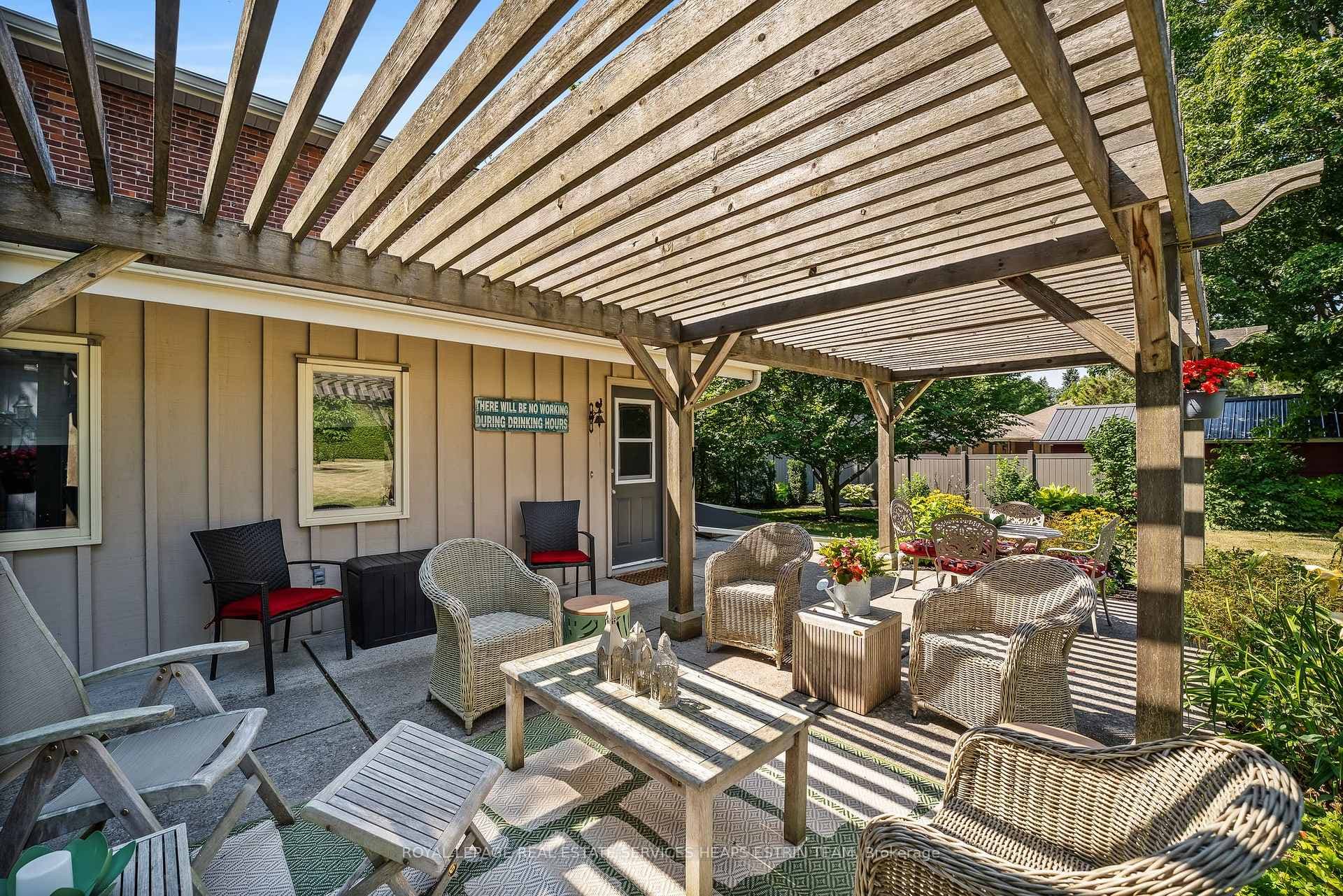 332 Ridout Street photo 40