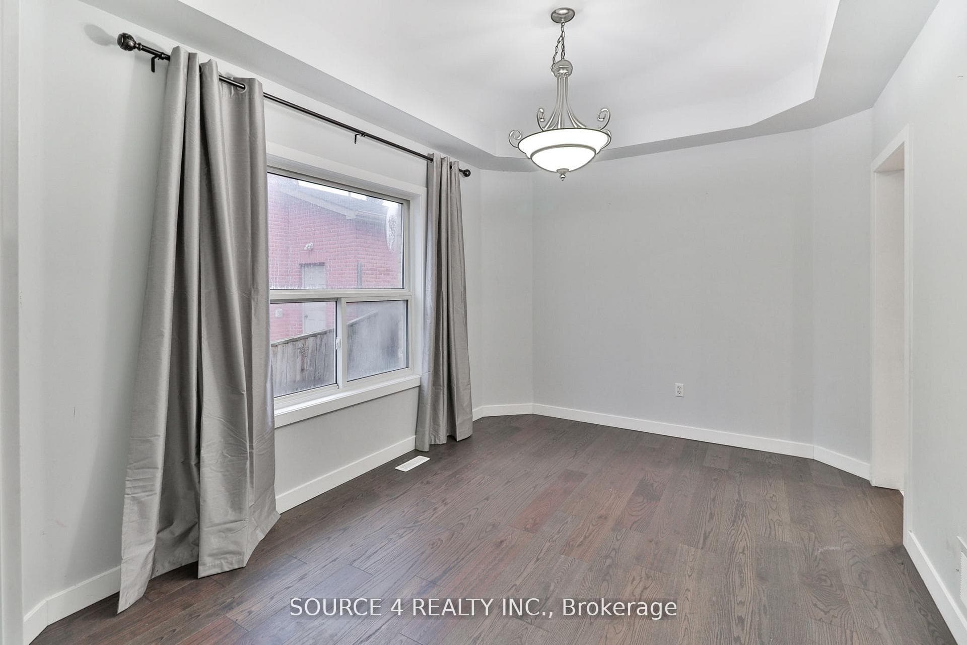 262 Livingstone Street photo 8