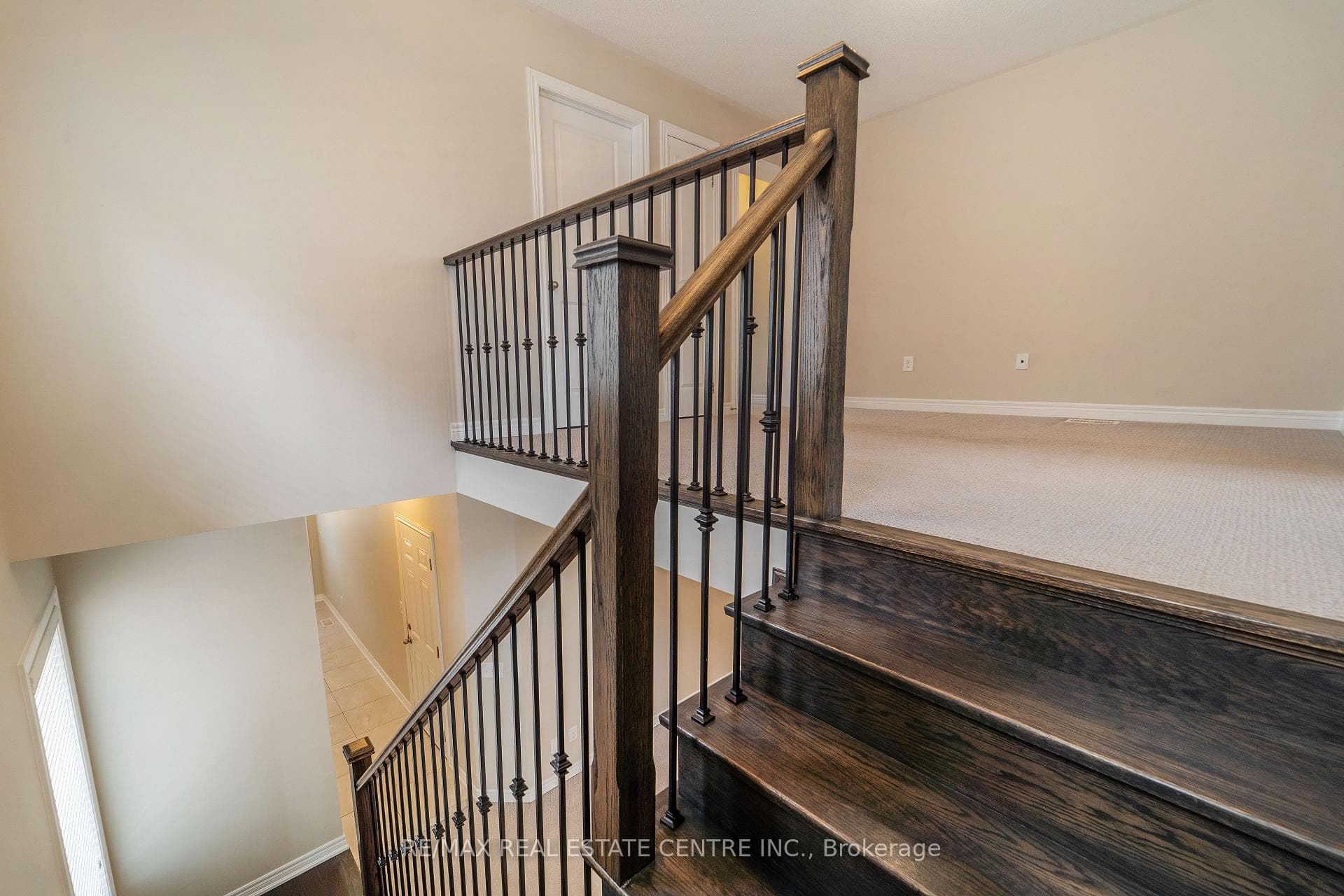 92 Narbonne Crescent photo 19