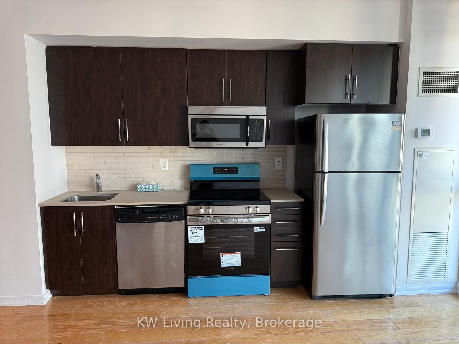65 Bremner Boulevard Unit 3506 photo 2