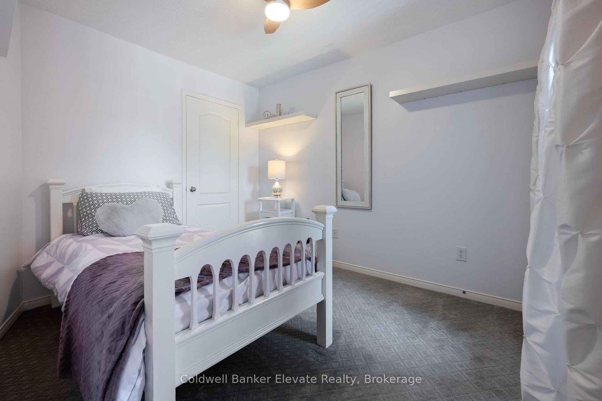 91 Snowberry Crescent photo 33