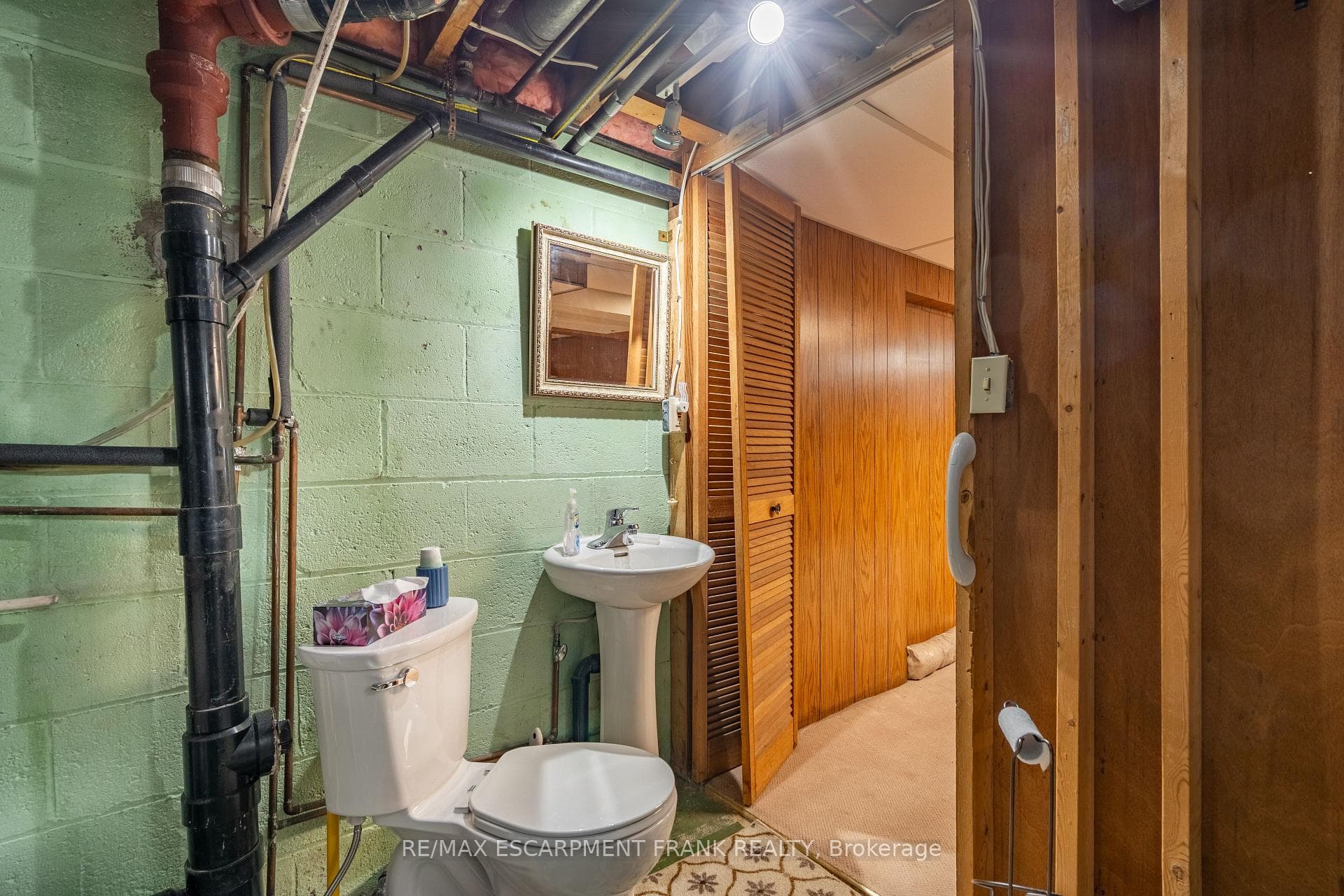 336 Robina Road photo 29