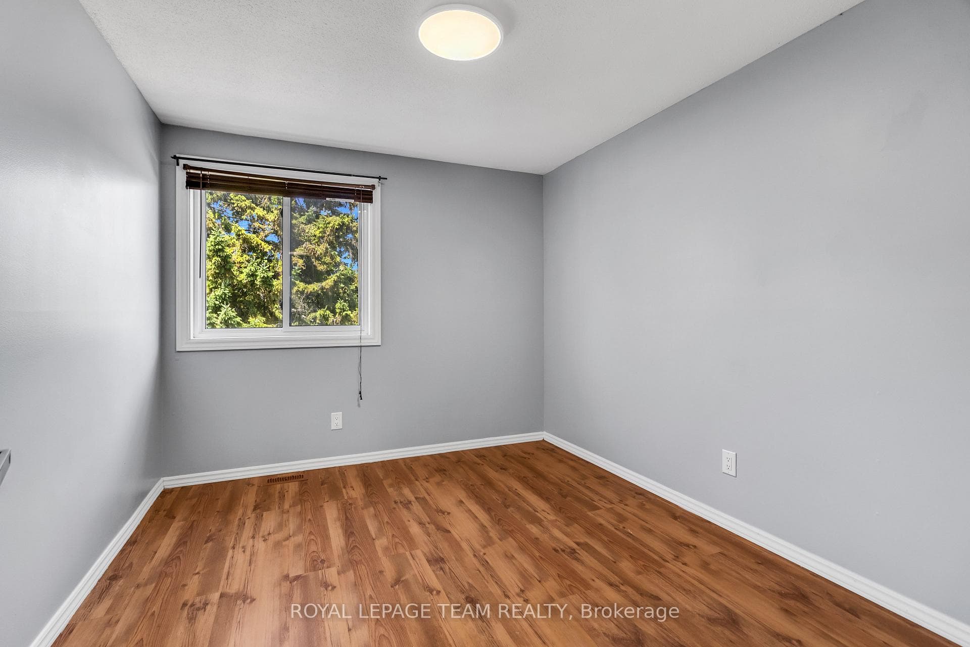 2 Brookhaven Court photo 25