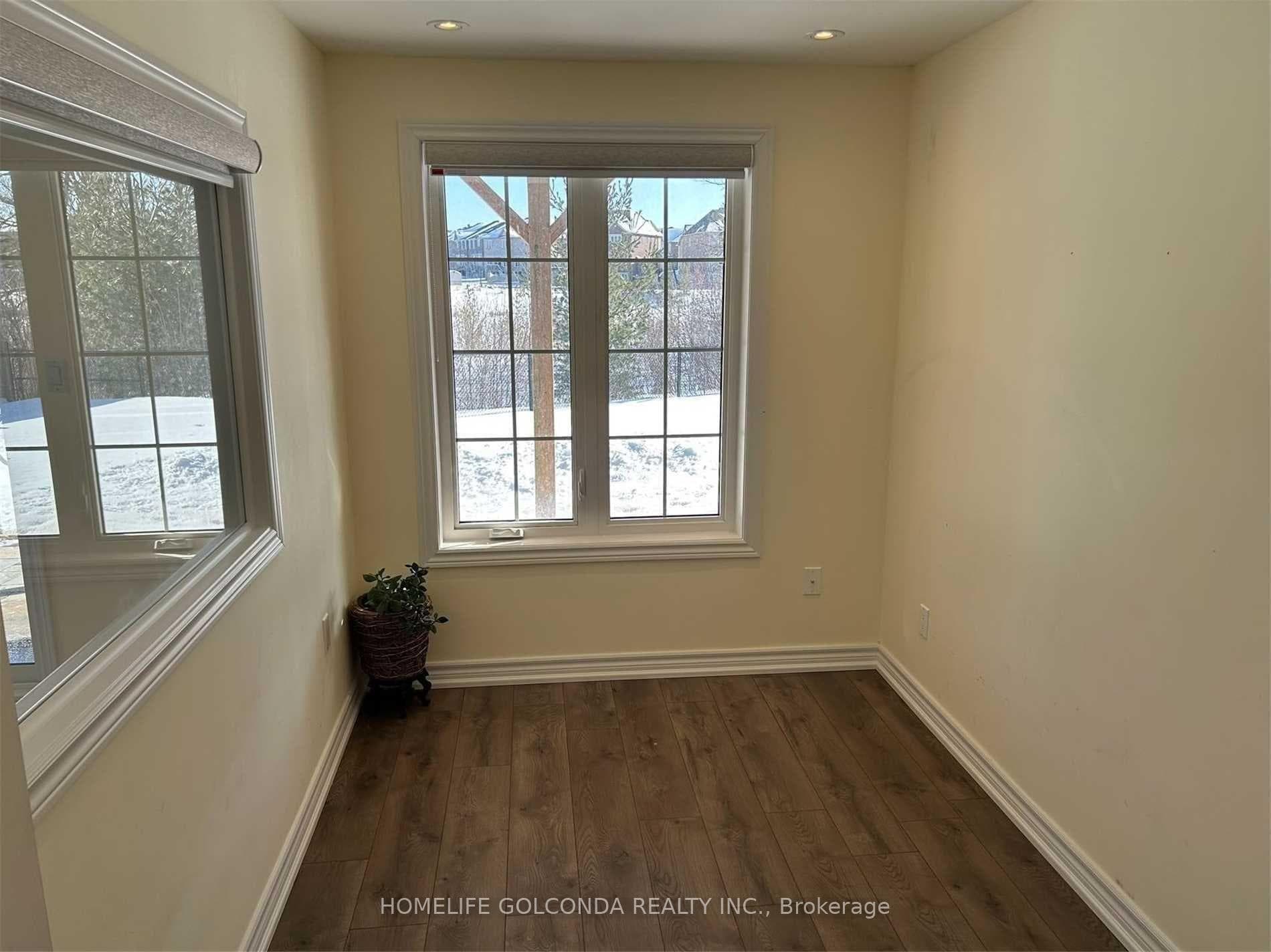 49 Roy Harper Avenue Unit basement photo 4