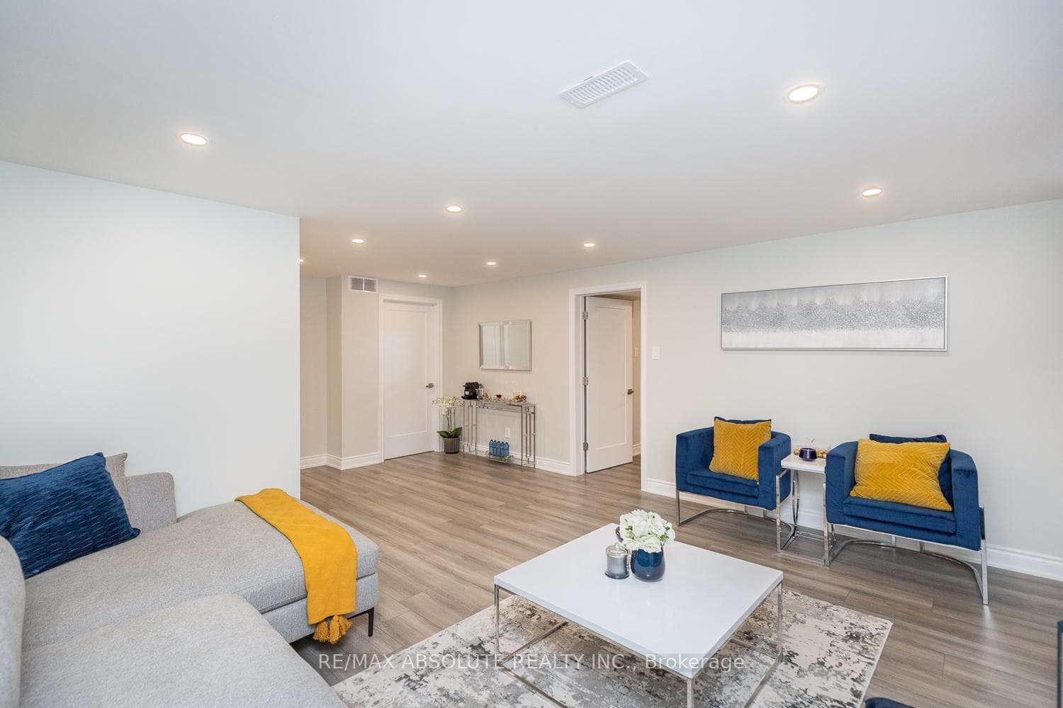 1019 Apolune Street photo 32
