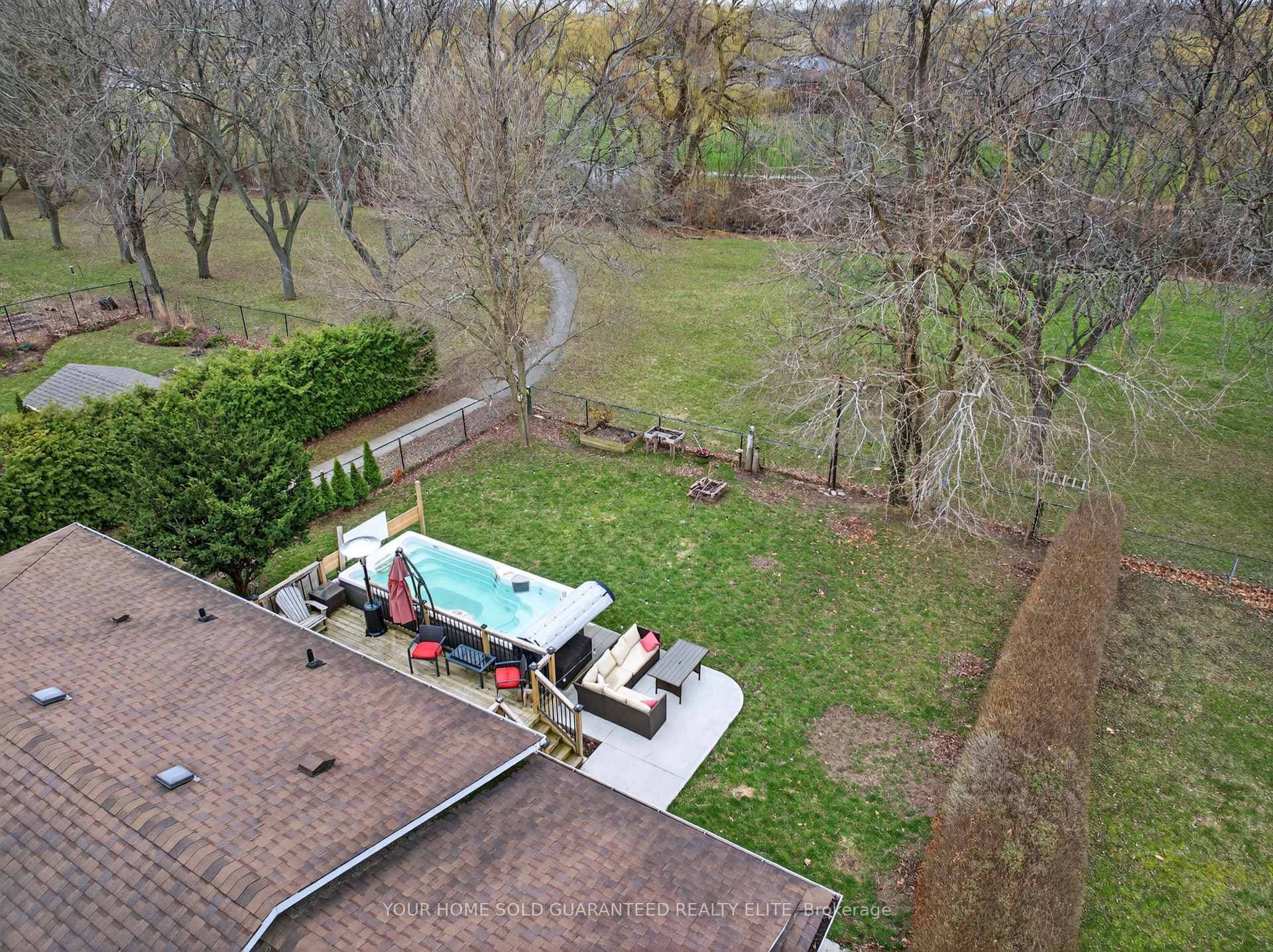 79 Prince Charles Drive photo 4