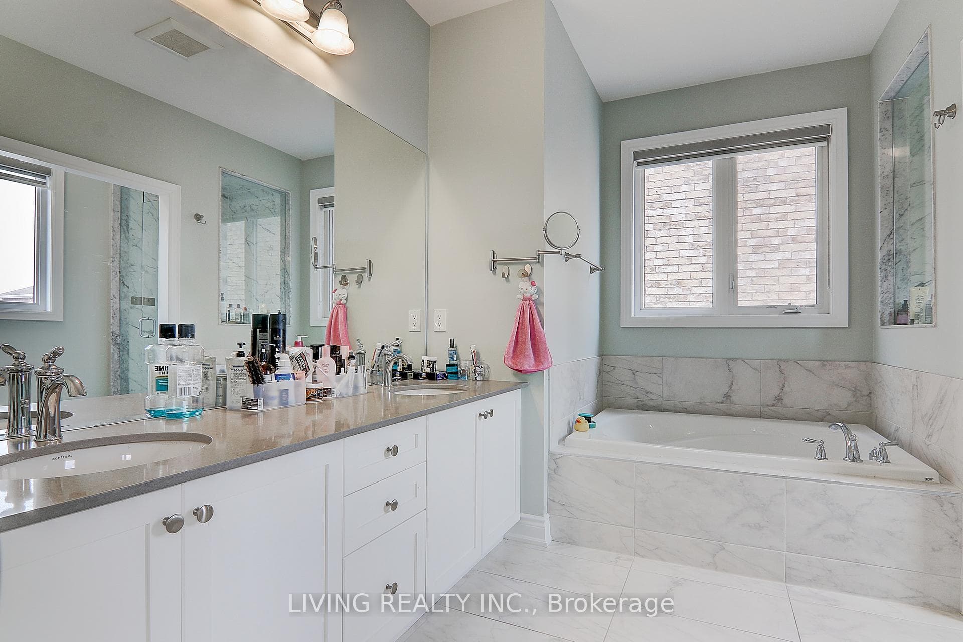 17 Giardina Crescent photo 31