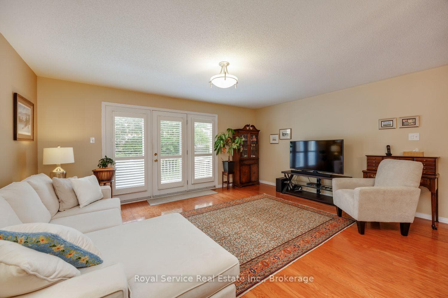 877 Wentworth Street Unit 6 photo 17