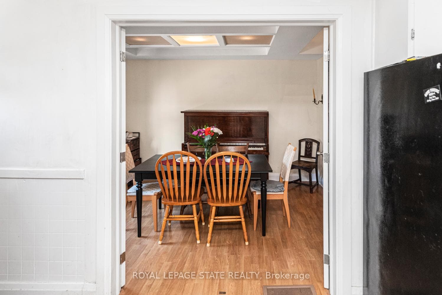 52 Cameron Avenue photo 15