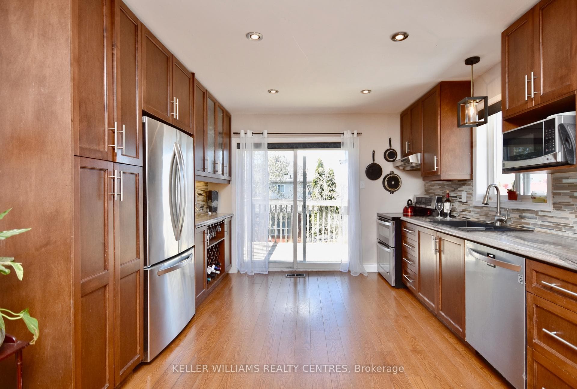 67 Moir Crescent photo 11