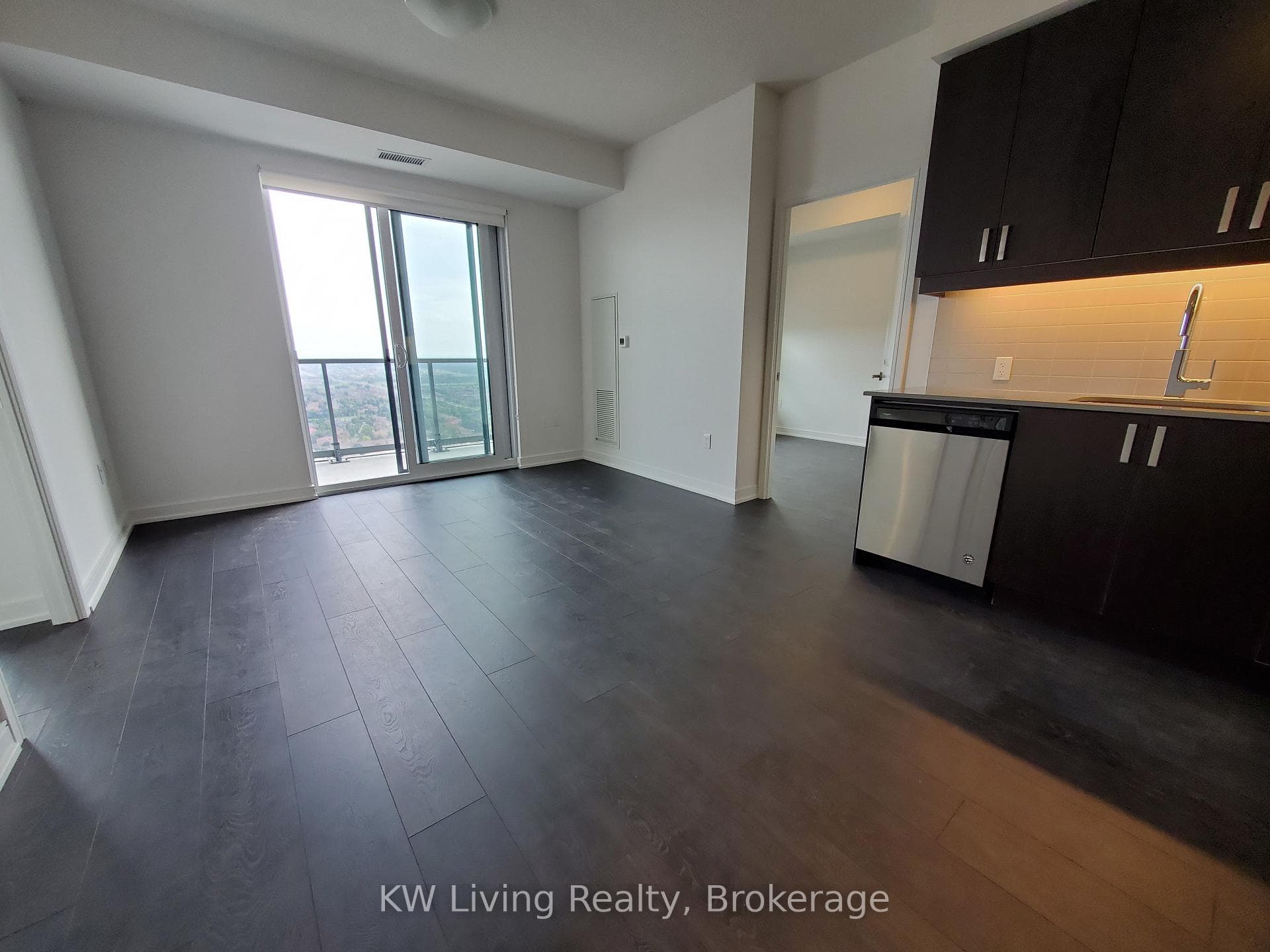 8 Nahani Way Unit 3322 photo 4