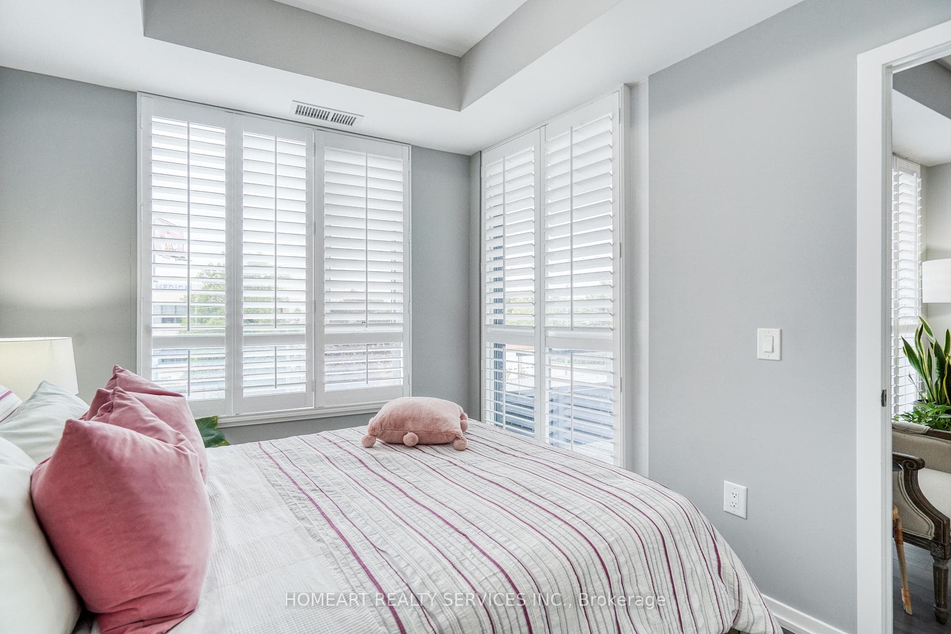 3237 Bayview Avenue Unit 315 photo 13