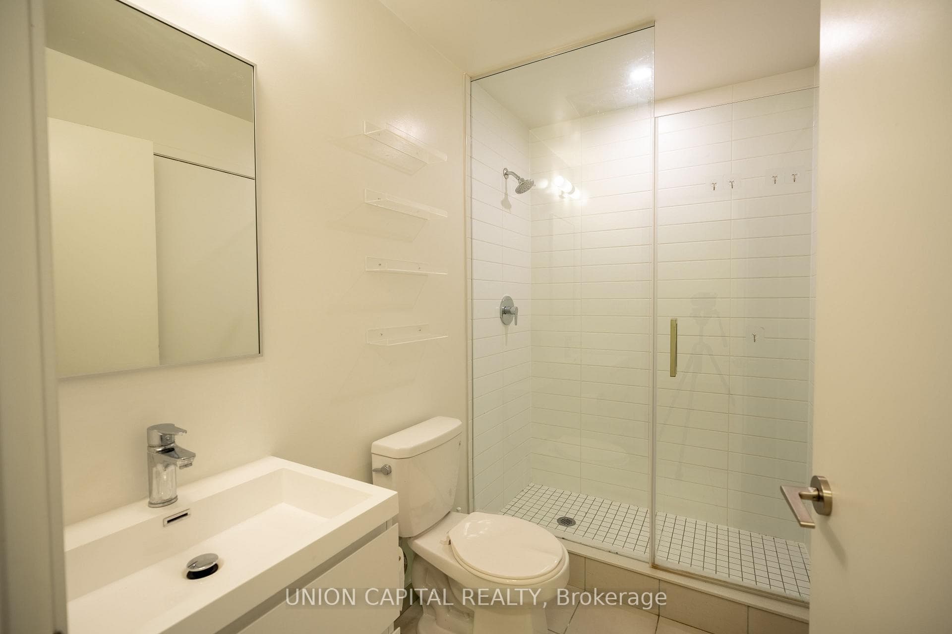 8119 Birchmount Road Unit 1106 photo 5
