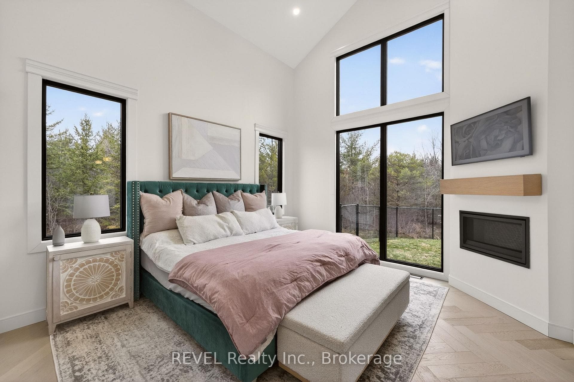 3901 White Road photo 27