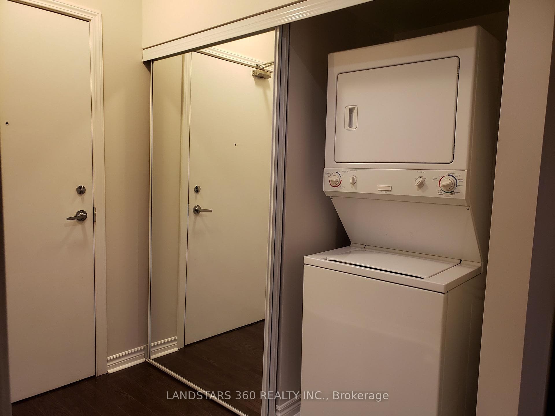 2885 Bayview Avenue Unit 441 photo 6