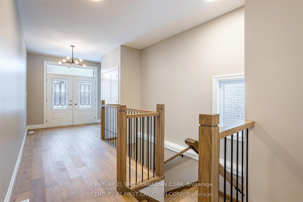 LOT 105 DARWIN Crescent photo 5