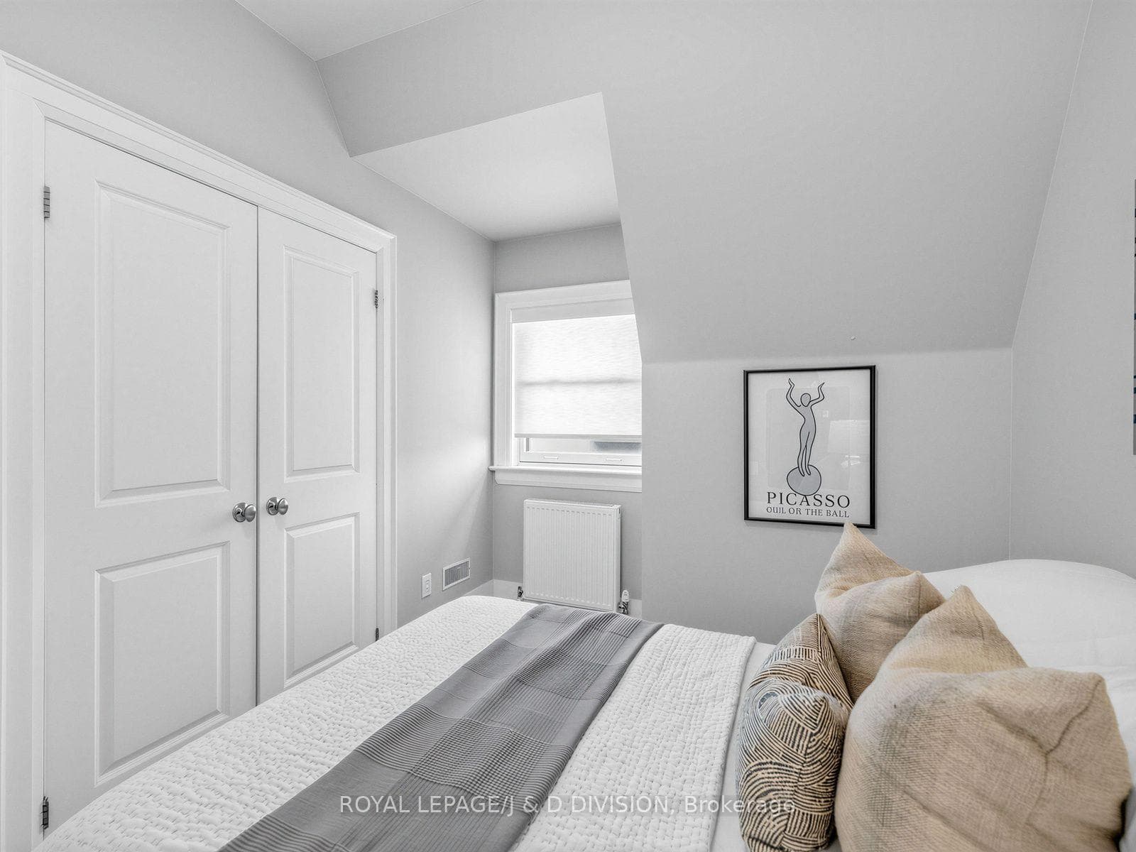 146 Glenvale Boulevard photo 25