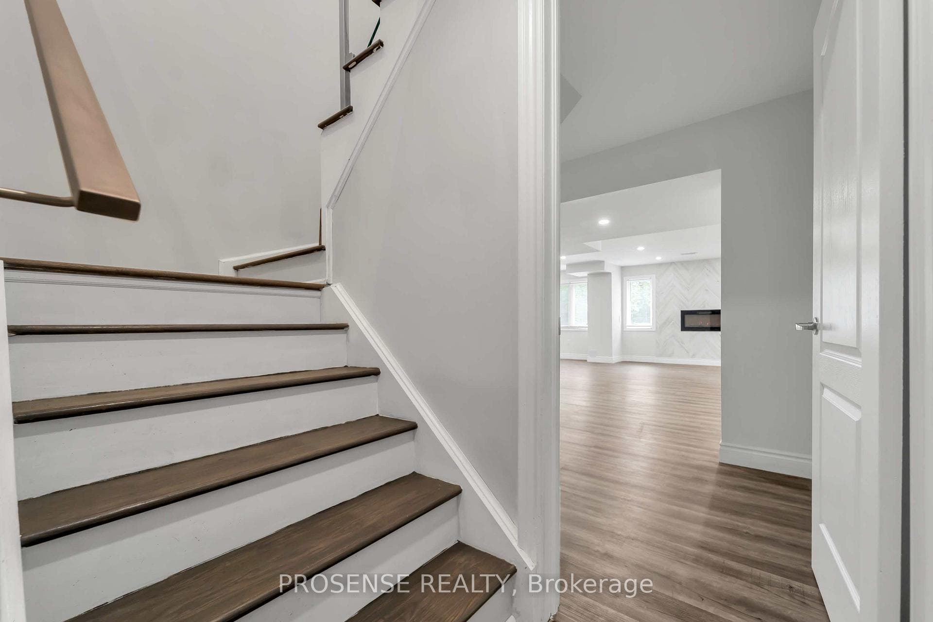 113 Johnson Drive photo 16