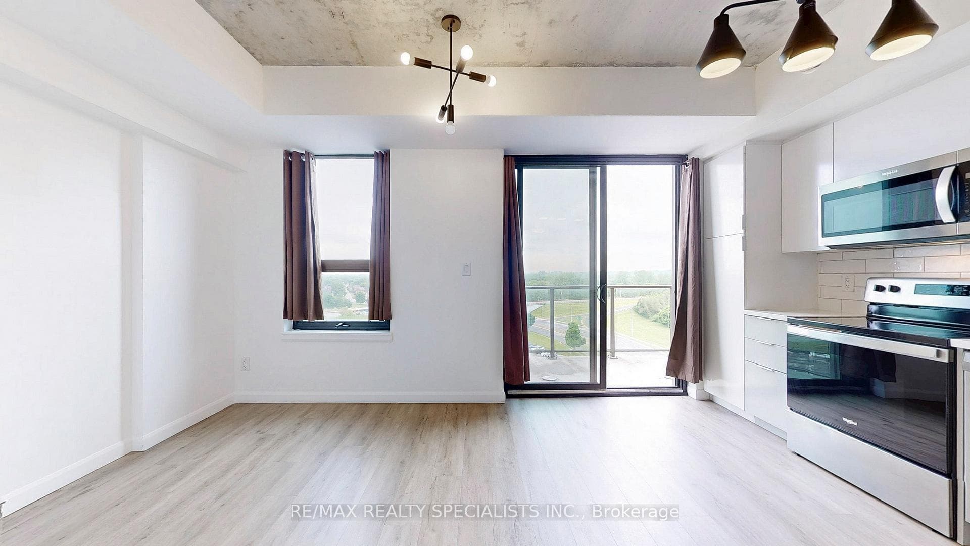 7 ERIE Avenue Unit 809 photo 9