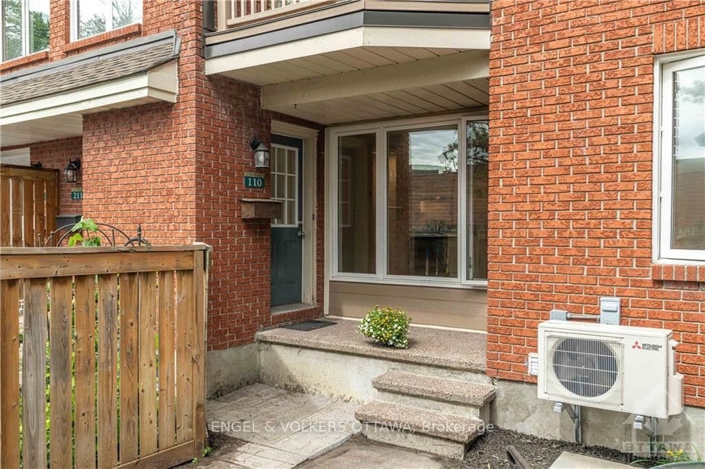 1768 MARSALA Crescent Unit 110 photo 1