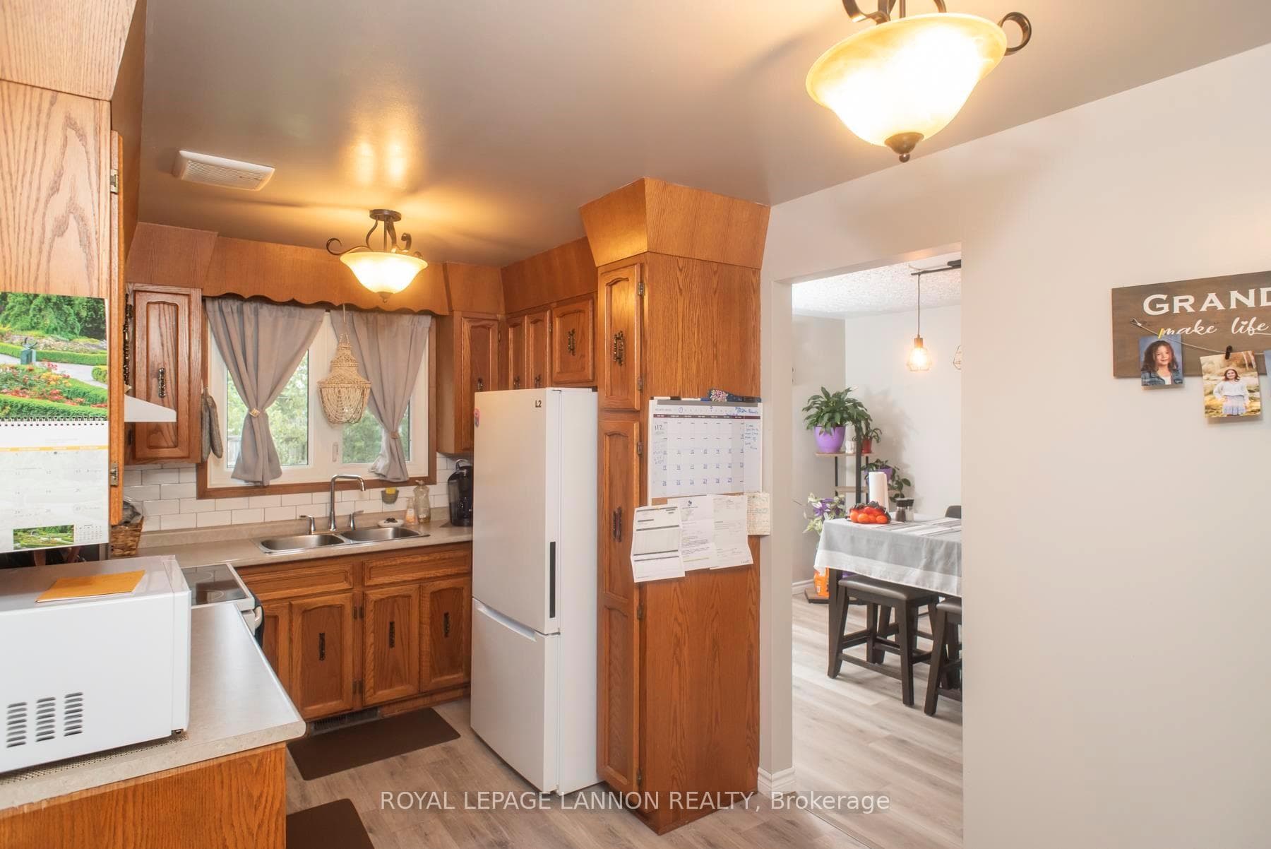 164 County Boulevard photo 13