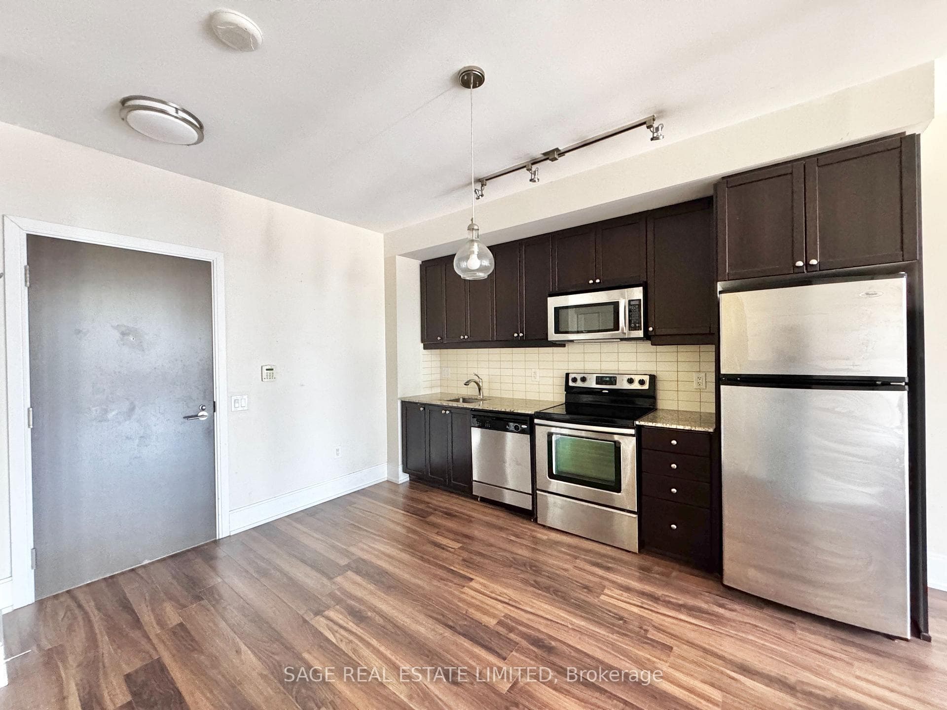 560 Front Street Unit PH25 photo 3