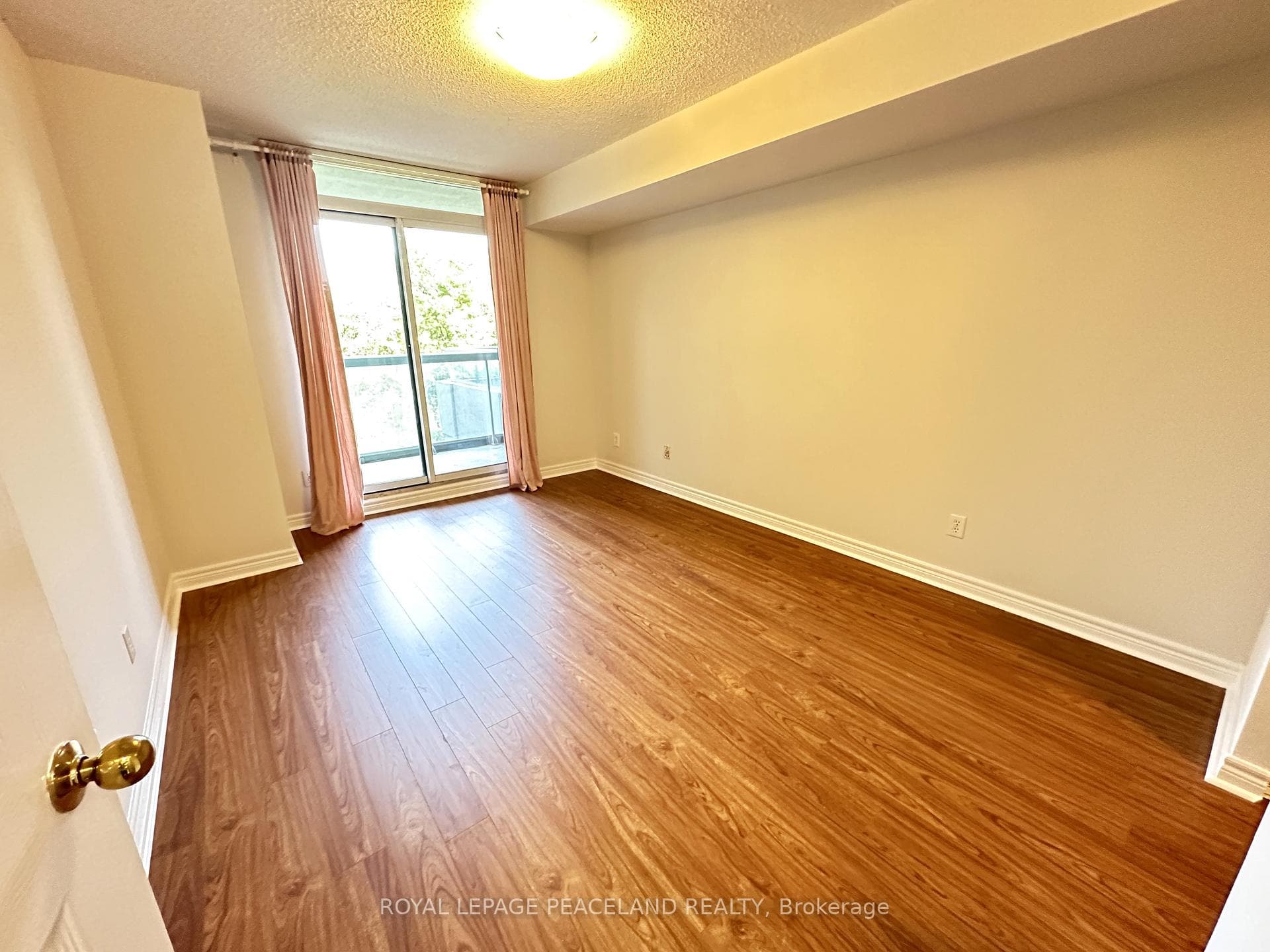 28 Empress Avenue Unit 309 photo 33