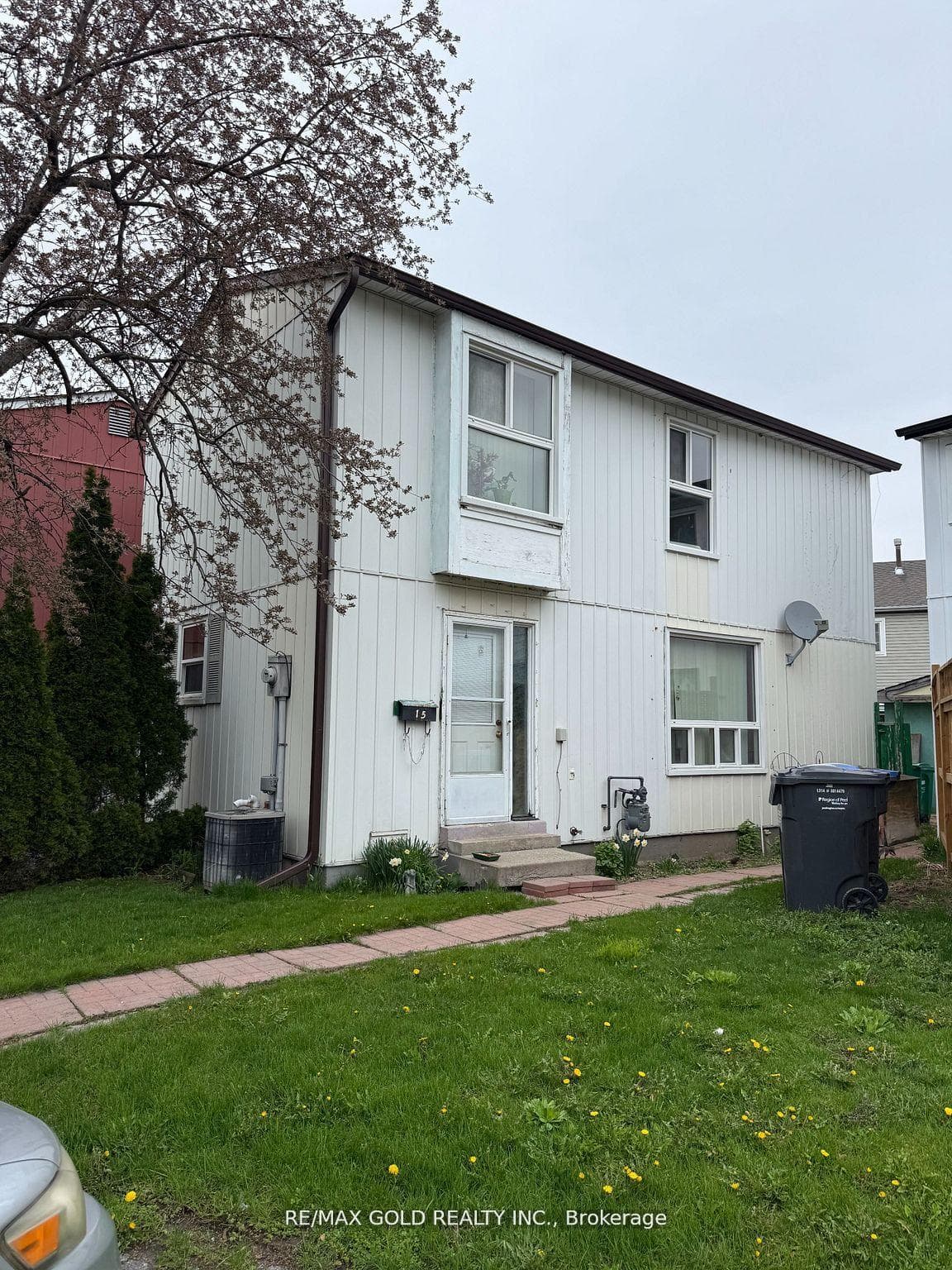 15 Huntingwood Crescent photo 1