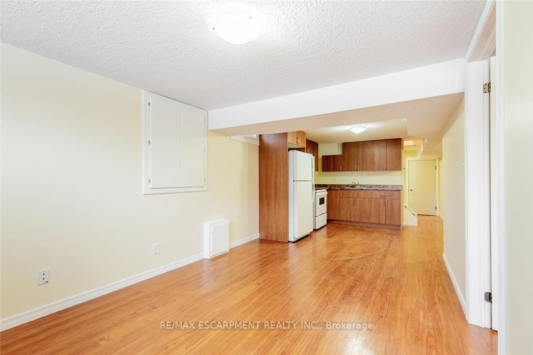 16 GARROW Drive photo 20