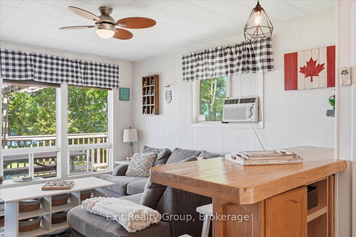 14 Cedar Lane photo 8